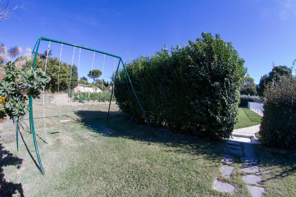 Les Résidences de Métifiot Saint-Rémy-de-Provence Exterior foto